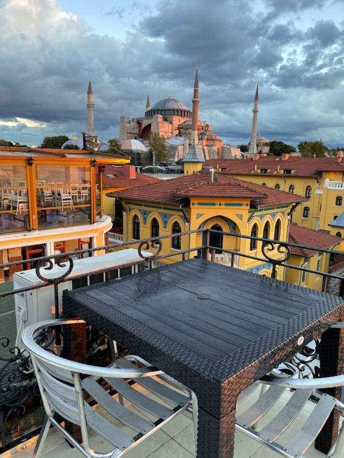 Terrace Guesthouse Istanbul Exteriör bild