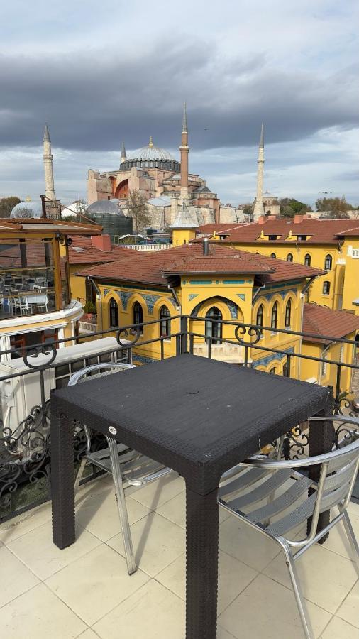 Terrace Guesthouse Istanbul Exteriör bild
