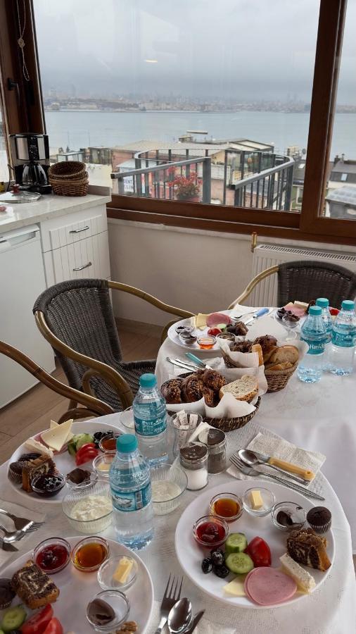 Terrace Guesthouse Istanbul Exteriör bild