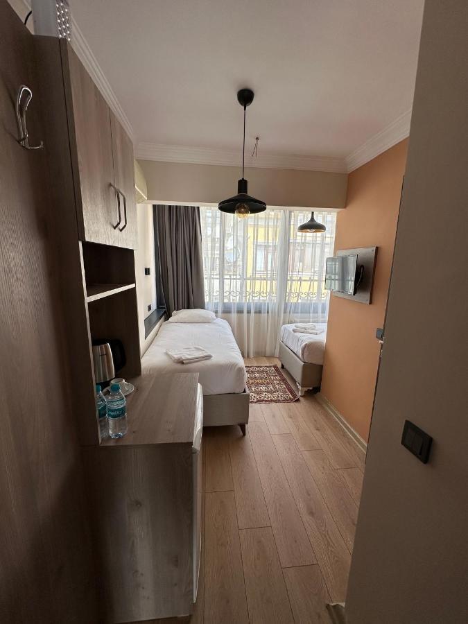 Terrace Guesthouse Istanbul Exteriör bild